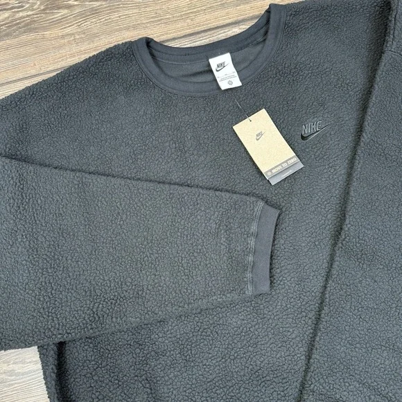 Nike Sweatshirt Pullover Fleece Club Crew Size XL FB8378-010 Black NEW $90 - Picture 2 of 12